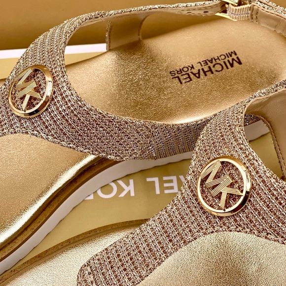 zodiac flip flops